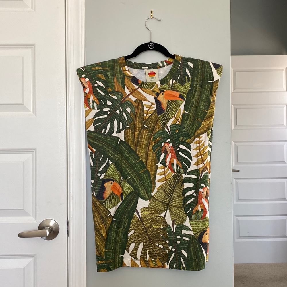 Farm Rio top, tropical print with shoulder pads